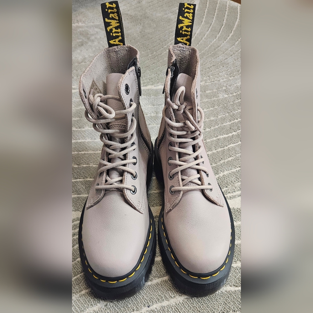 Dr. Martens Women's Light Pink Jadon III Boot Pisa Leather Platforms - Picture 2 of 8